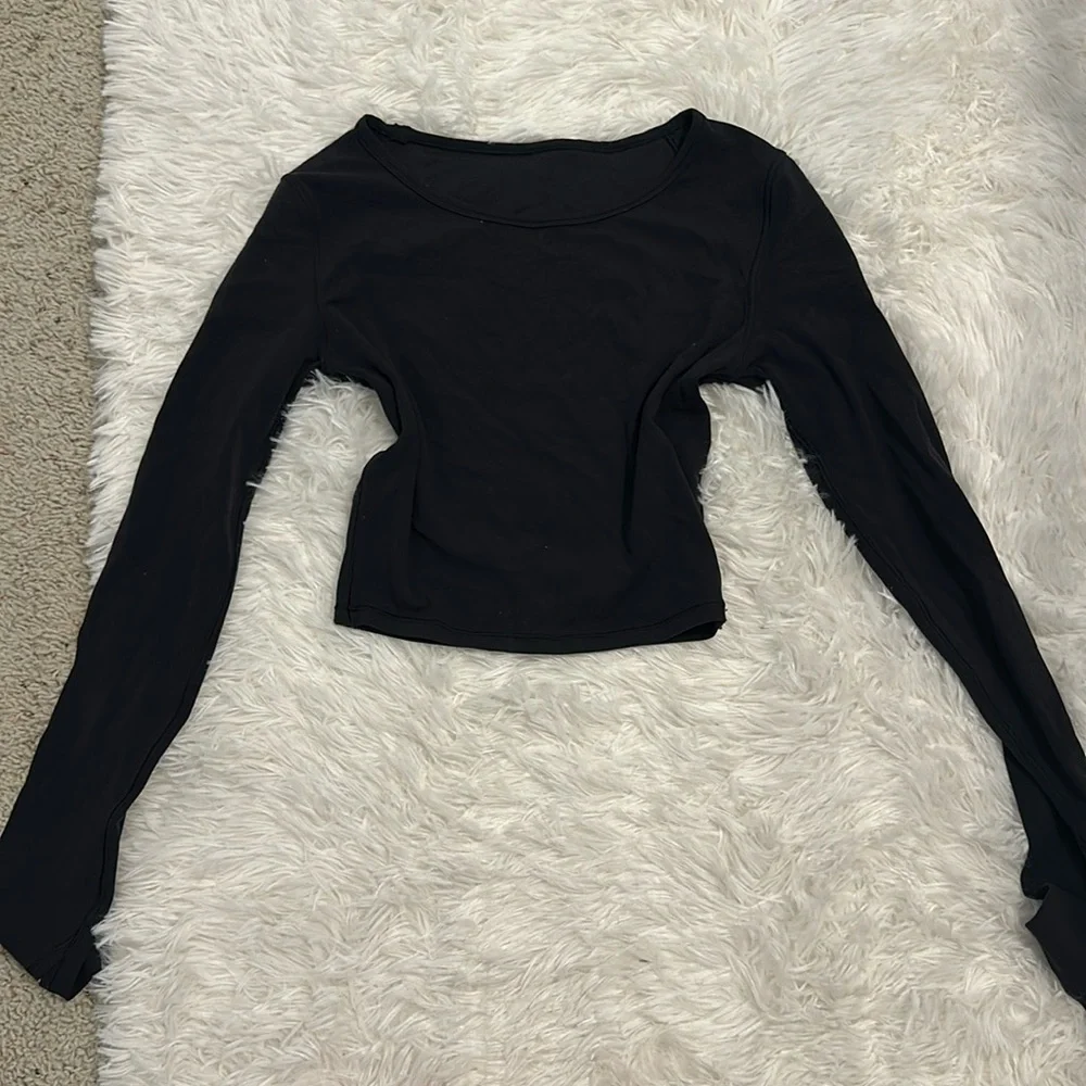 Cropped fitted Lululemon long sleeve - Picture 1 of 2